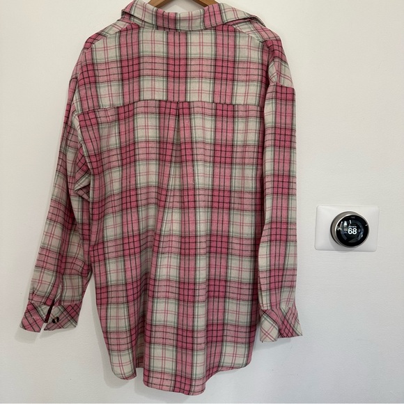Pink Plaid Flannel XL Button Down Blouse Women’s Like New - Picture 7 of 7